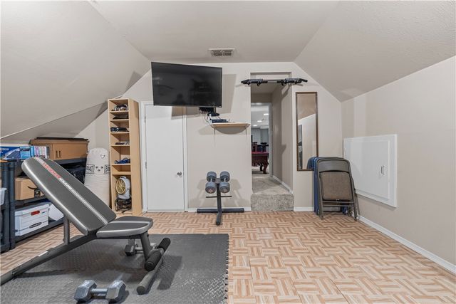 200 Doral Dr, Portland, TX 78374