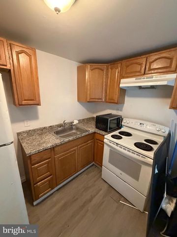 2124 W 3RD ST, Chester, PA 19013