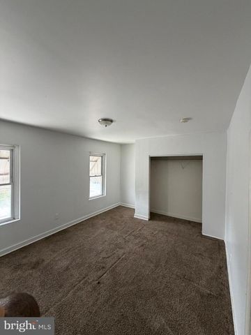 2124 W 3RD ST, Chester, PA 19013