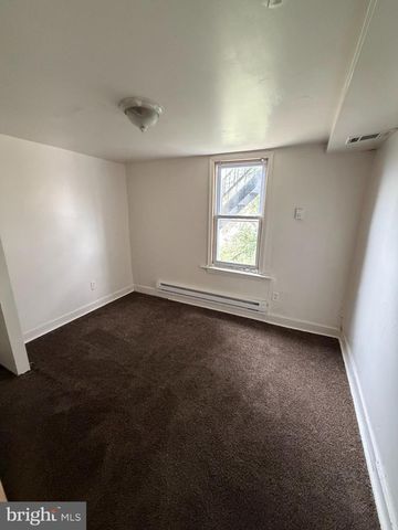 2124 W 3RD ST, Chester, PA 19013