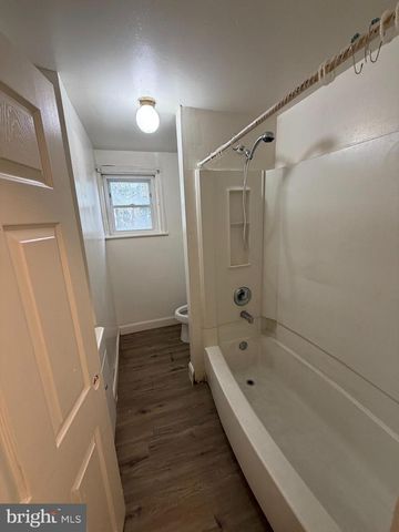 2124 W 3RD ST, Chester, PA 19013