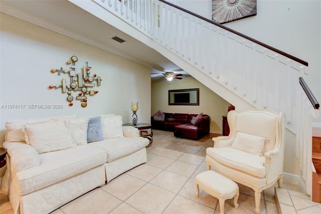 10 NW 110th Avenue, Plantation, FL 33324