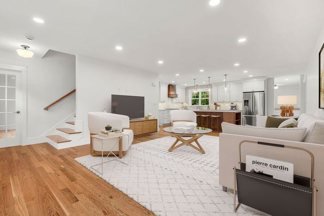 238 E Main St, Georgetown, MA 01833