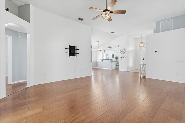 10236 CHARLESTON CORNER ROAD, Tampa, FL 33635