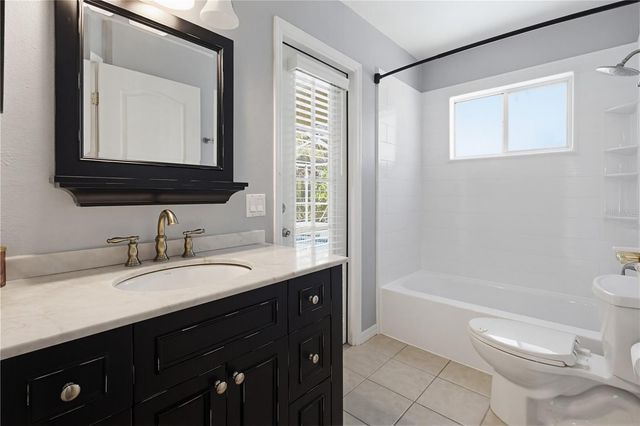10236 CHARLESTON CORNER ROAD, Tampa, FL 33635