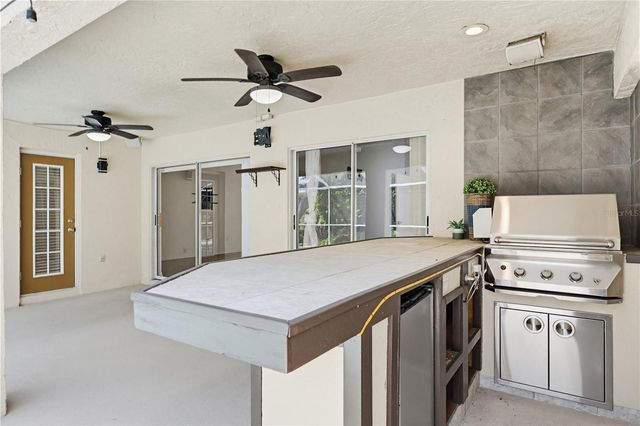 10236 CHARLESTON CORNER ROAD, Tampa, FL 33635