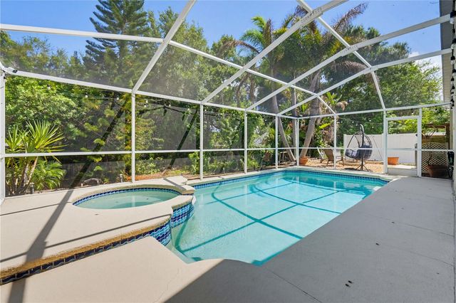 10236 CHARLESTON CORNER ROAD, Tampa, FL 33635