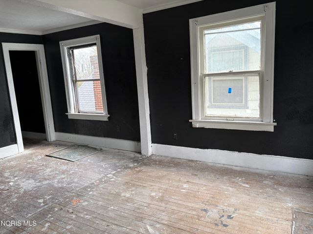 1019 Woodstock Avenue, Toledo, OH 43607