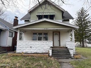 1019 Woodstock Avenue, Toledo, OH 43607