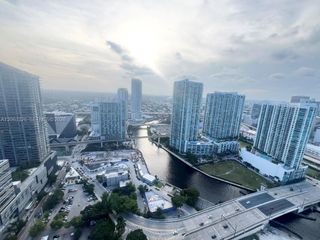 68 SE 6th Street 3810, Miami, FL 33131