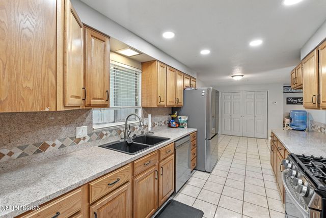 1525 E Telegraph Street, Carson City, NV 89701