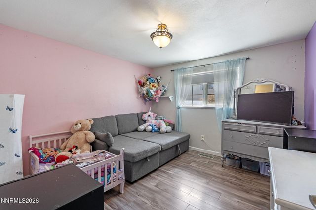 1525 E Telegraph Street, Carson City, NV 89701