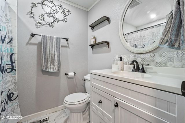 1525 E Telegraph Street, Carson City, NV 89701