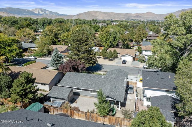 1525 E Telegraph Street, Carson City, NV 89701
