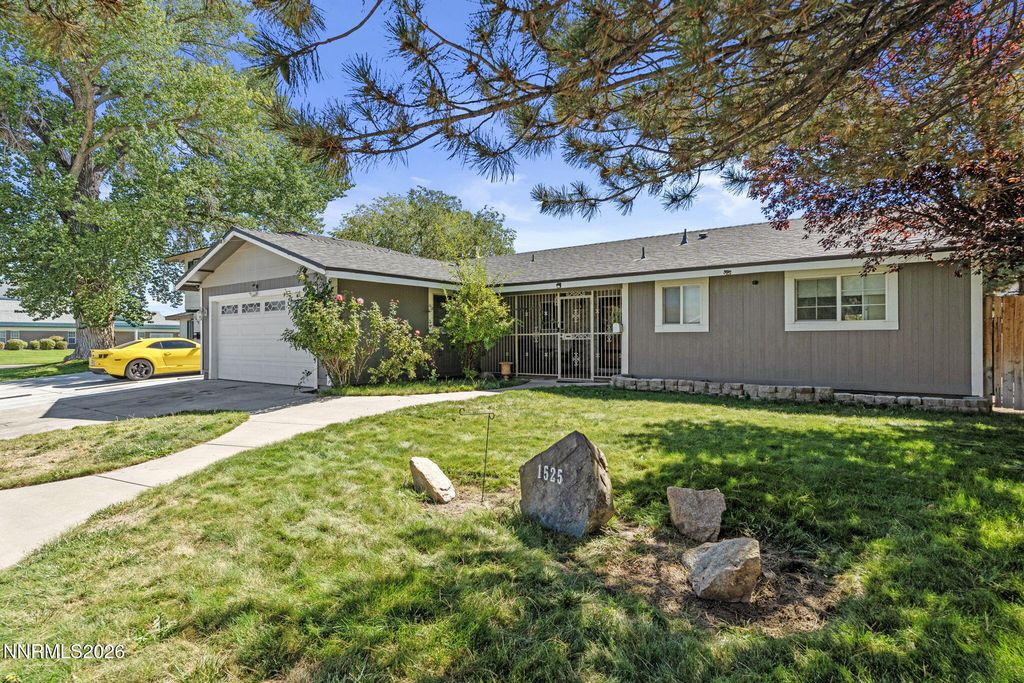 1525 E Telegraph Street, Carson City, NV 89701