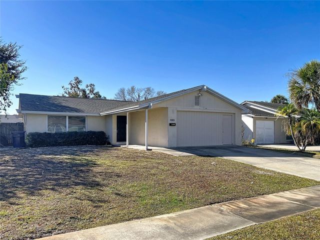 8508 WOODHURST DRIVE, Tampa, FL 33615