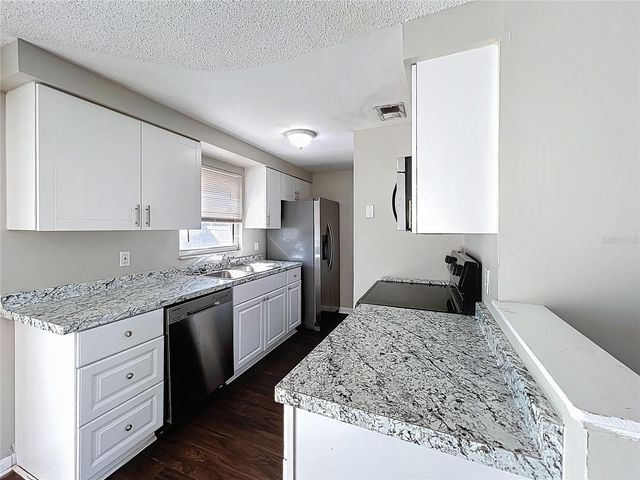 8508 WOODHURST DRIVE, Tampa, FL 33615