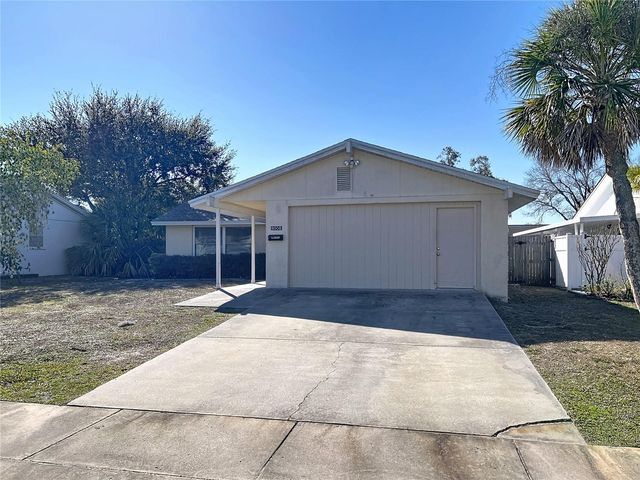 8508 WOODHURST DRIVE, Tampa, FL 33615