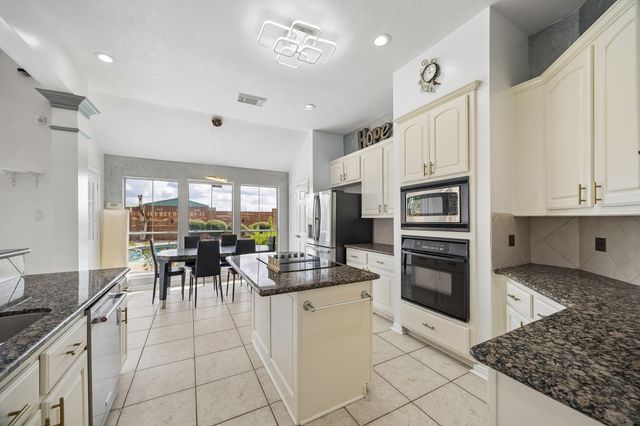 5507 Cranston Court, Sugar Land, TX 77479