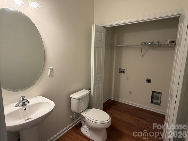 7033 Somerset Springs Drive, Charlotte, NC 28262