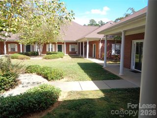 7033 Somerset Springs Drive, Charlotte, NC 28262