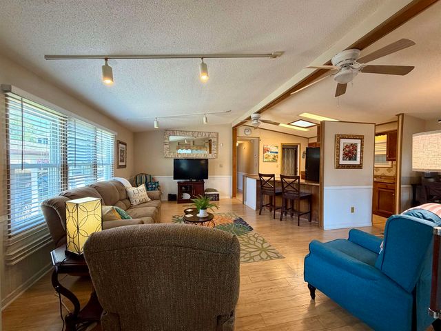 505 Meadowlark Dr., Surfside Beach, SC 29575