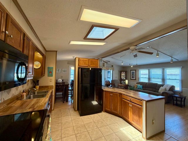 505 Meadowlark Dr., Surfside Beach, SC 29575