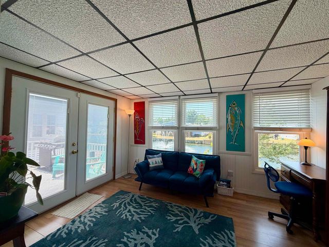 505 Meadowlark Dr., Surfside Beach, SC 29575
