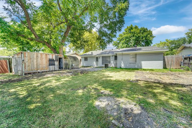 510 Pleasant Valley Road, Garland, TX 75040