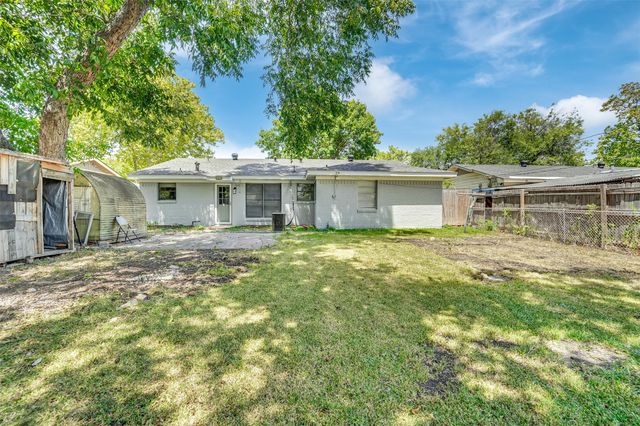 510 Pleasant Valley Road, Garland, TX 75040