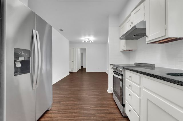 510 Pleasant Valley Road, Garland, TX 75040