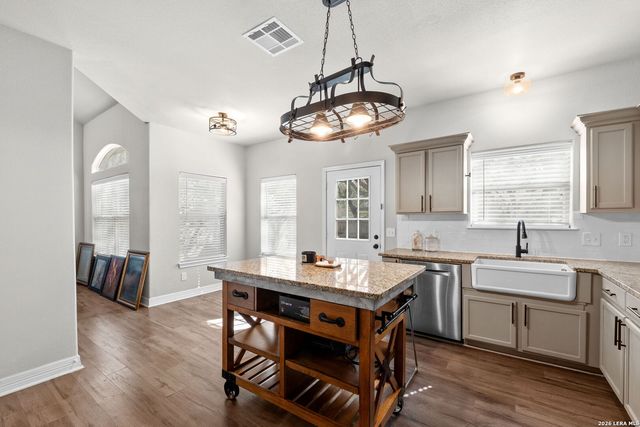 20514 Tree Mdw, San Antonio, TX 78258