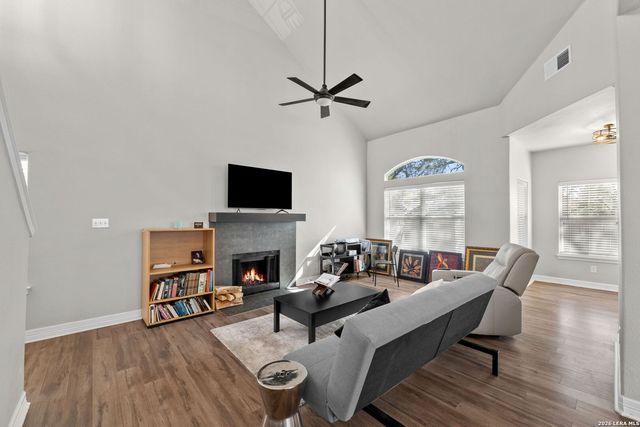 20514 Tree Mdw, San Antonio, TX 78258