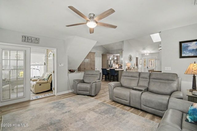 1737 Rosebay Court SW, Ocean Isle Beach, NC 28469