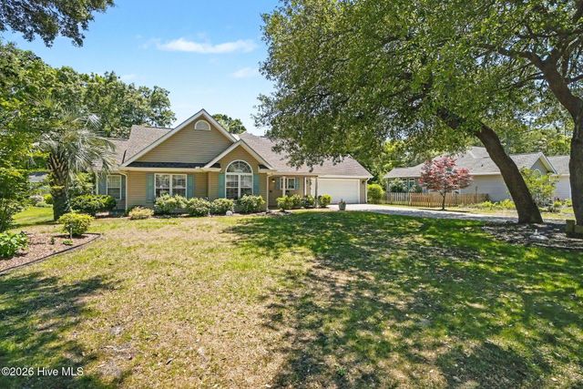 1737 Rosebay Court SW, Ocean Isle Beach, NC 28469