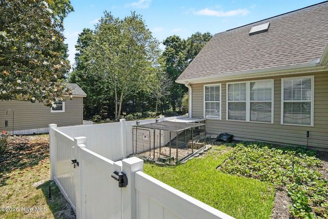 1737 Rosebay Court SW, Ocean Isle Beach, NC 28469