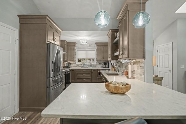 1737 Rosebay Court SW, Ocean Isle Beach, NC 28469