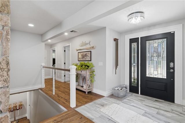16 Countryside Drive, Johnston, RI 02919