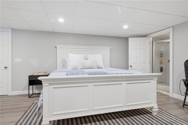 16 Countryside Drive, Johnston, RI 02919