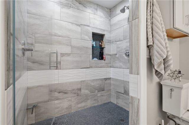 16 Countryside Drive, Johnston, RI 02919