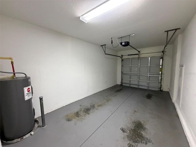 2947 WILLOWLEAF LANE, Wesley Chapel, FL 33544