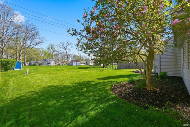 1226 Foxmoor Run, Fort Wayne, IN 46825