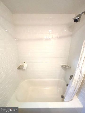 710 SEMINOLE AVE, Jenkintown, PA 19046