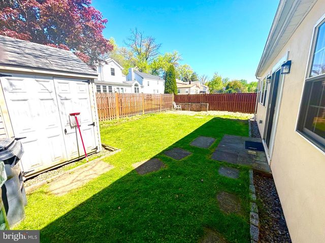 710 SEMINOLE AVE, Jenkintown, PA 19046