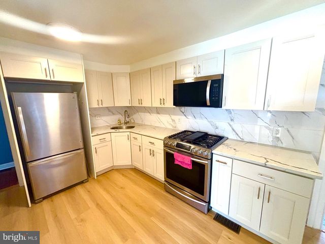 710 SEMINOLE AVE, Jenkintown, PA 19046