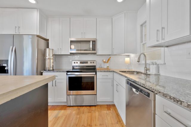 1002 Dew St, Nashville, TN 37206