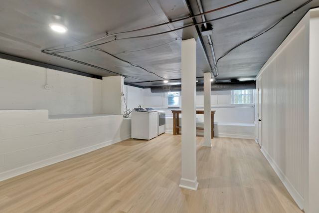 1002 Dew St, Nashville, TN 37206