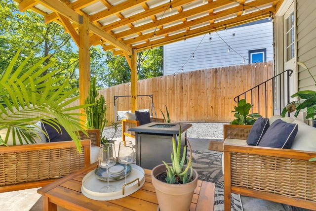 1002 Dew St, Nashville, TN 37206