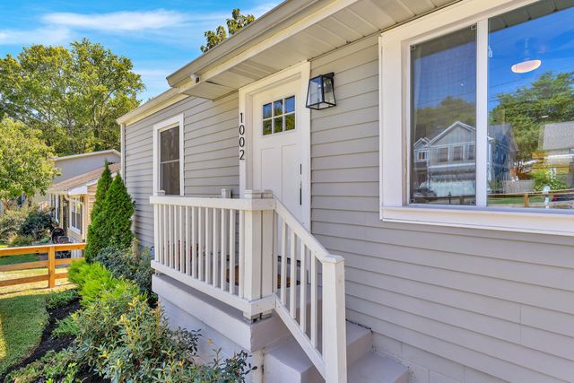 1002 Dew St, Nashville, TN 37206