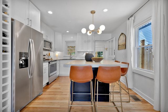 1002 Dew St, Nashville, TN 37206